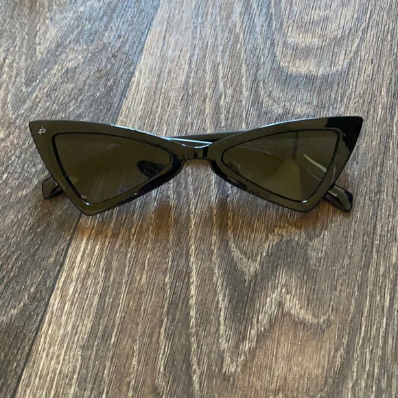 Prive Revaux The Bermuda prive revaux | Accessories | Prive Revaux The Bermuda | Poshmark main image 2